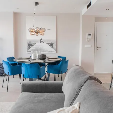 아파트 Magnificent Frontline Golf Penthouse In Navigolf *